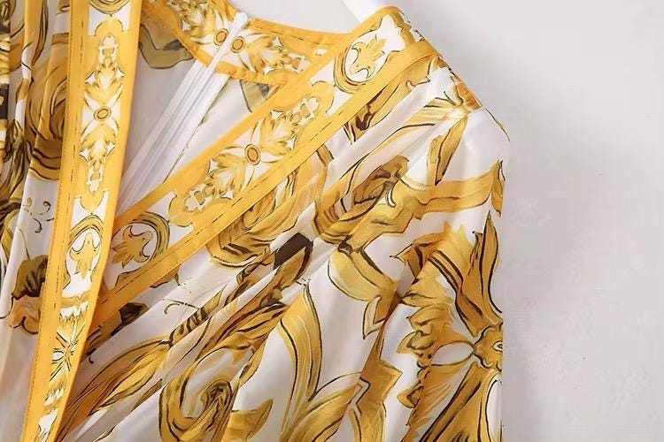 104 Handmade Italian designer YELLOW Majolica print Flared sleeves dress